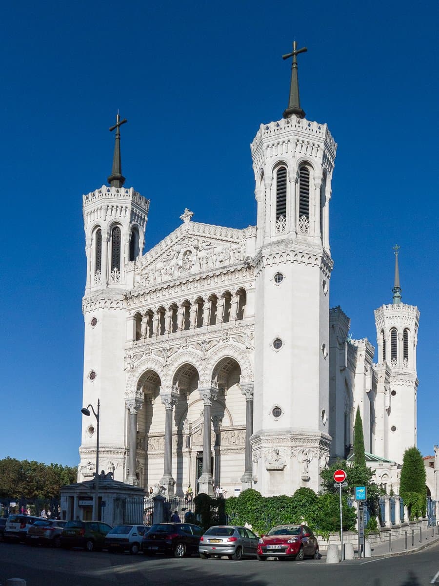 Place de dialyse à Lyon